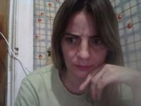 I am a very beautiful and responsive girl with a secret inside... Slim and thin, I think there are men who like that...