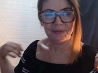 I am a mature woman who loves to be naughty. Do you wanna get naughty together?