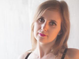 free nude live show ErikaDoyle