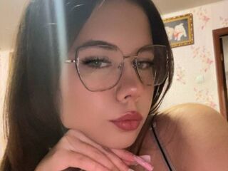 beautiful camgirl KasieHongeva