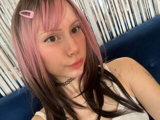 chat room webcam KayaSnowy