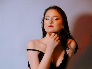 free webcam chatroom KiraClair