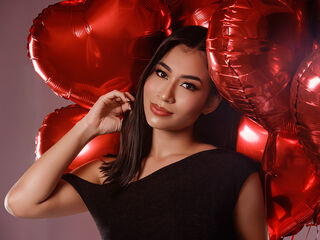 cam hooker LiaValtori