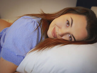 cyber sex chat LolaSwanson