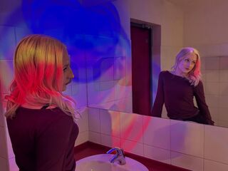 shower livesex LucilleWiste