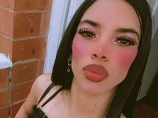 adultcam MeliMoon