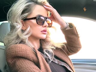 webcam girl chat room MoniqueSin