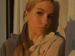 hot chatroom NicoleOrtiz
