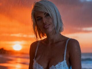 naughty chatroom SalmaRoze