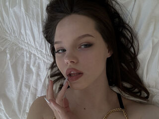 naughty chatroom SelenaNoelle