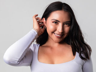 chat room live show SofiBlosh