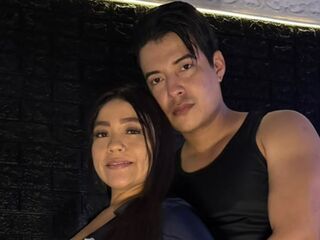 chat with cam AngelisAndJuan