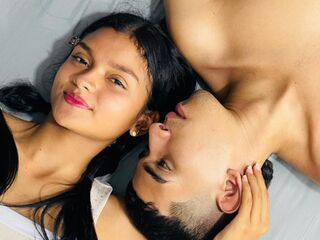 live couple blowjob BlakeAndJess