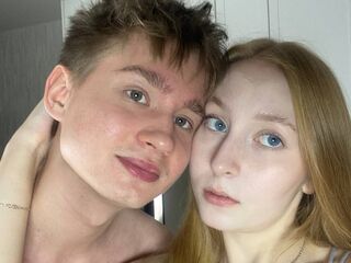 naked webcam couple masturbating JhonyAndAlice