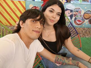 live sex cam show KeityandLiam