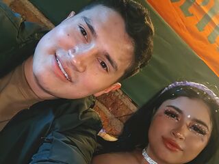 hot live couple blowjob VannesaJavi