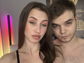 hardcore couple webcam VikkiGeorge