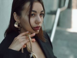 camgirl bdsm cam AdalMogen