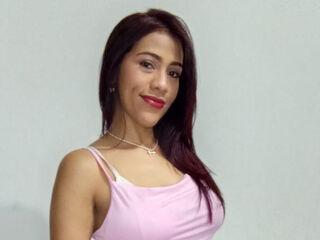 latex webcam slut GeorginaEvanz