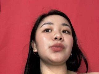 girl rubber fetish webcam HannahVinson