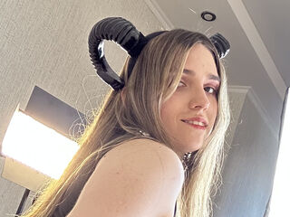 babe web cam AaliceWalter