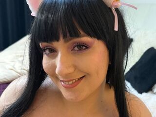 naughty camgirl fingering pussy AdelineDevin