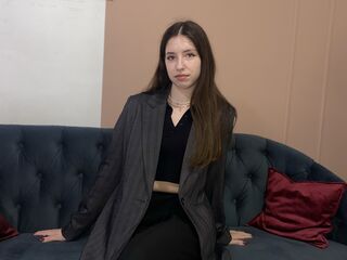 camgirl webcam picture AislyHendry