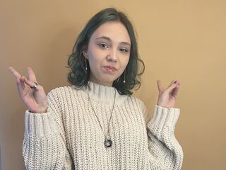 cam girl spreading pussy AleciaSnow