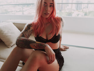 hot naked webcamgirl AlessaLaurent