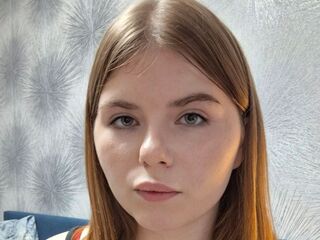camgirl masturbating with sex toy AliaFerrarini