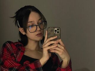 cam girl masturbating with vibrator AlinaLior