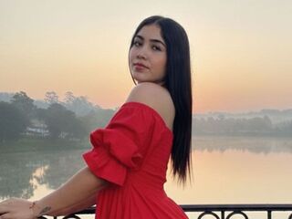 camwhore masturbating with vibrator AmberJeners