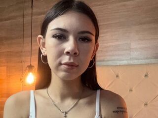 topless webcamgirl AnnieNill