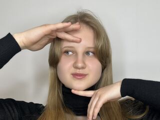 shaved pussy cam ArmindaMerry