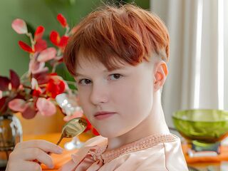 cam girl masturbating with vibrator AuroraGlo