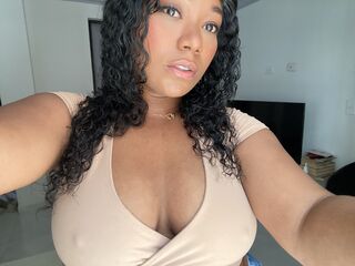 live webcam performer AvaApril