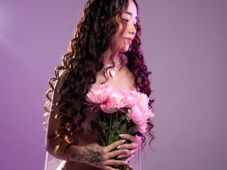 livesex show BellaClaire