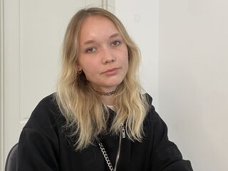 chatroom webcam pic BonnieRad