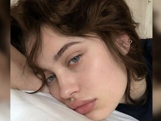 fingering cam girl BrettOpher