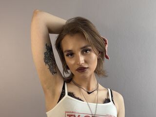 hot cam slut CammiePratten