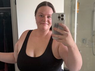 girl fingering shaved pussy Carinabro