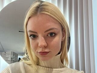 chat room sex show CarlenePattie