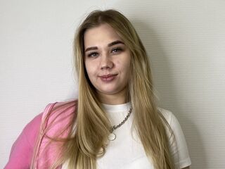 girl chatroom CathernLoven