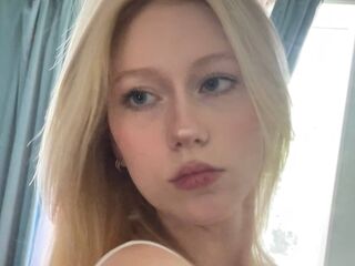 fingering girl cam CeciliaWhithrock