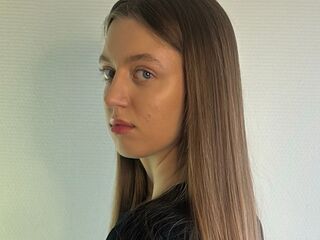 webcam chatroom ChanellGawrys