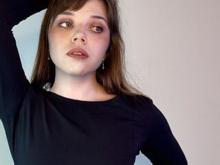 chatroom webcam photo ChrissyHolgerson