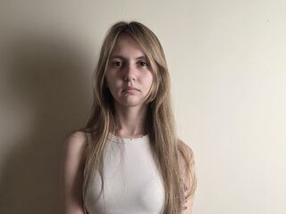 cam girl fingering CrissyLescano