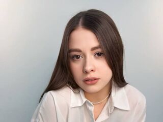 beautiful girl webcam DanielleGrovier