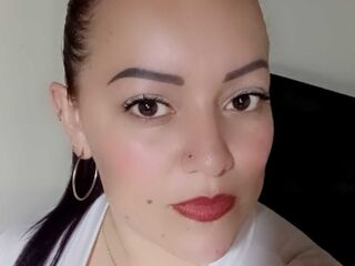 hot striptease web cam DinaCarls