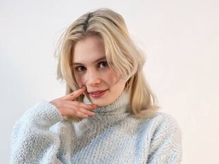 nude camgirl pic DionTarzia